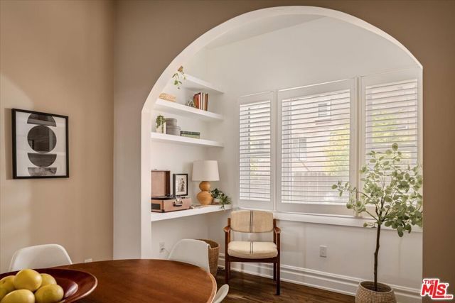 1180 N Hoover Street, Los Angeles, CA 90029