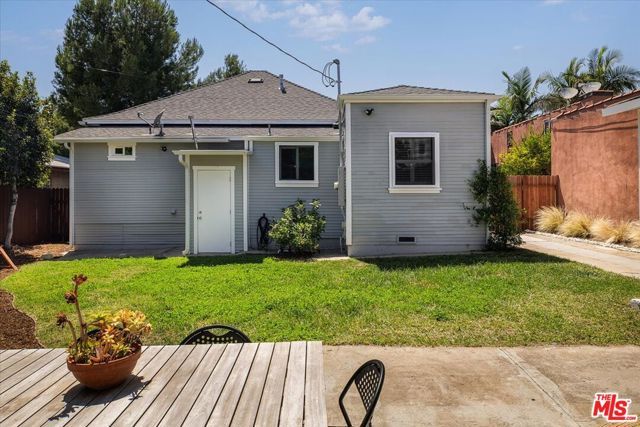 1180 N Hoover Street, Los Angeles, CA 90029