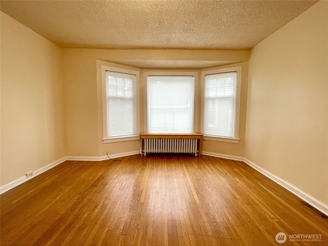 317 17th Avenue E, Seattle, WA 98112