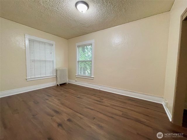 317 17th Avenue E, Seattle, WA 98112