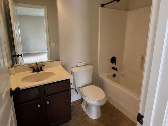 835 Lorrimont Lane, Fairburn, GA 30213
