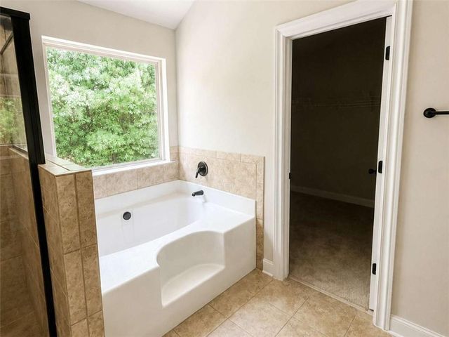 835 Lorrimont Lane, Fairburn, GA 30213