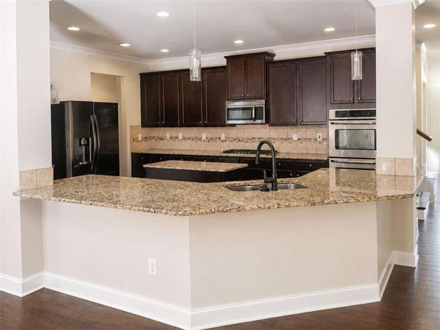 835 Lorrimont Lane, Fairburn, GA 30213