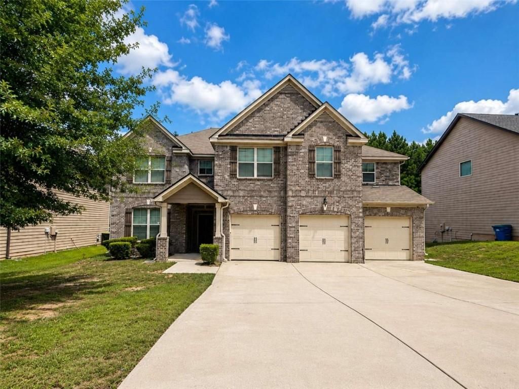 835 Lorrimont Lane, Fairburn, GA 30213
