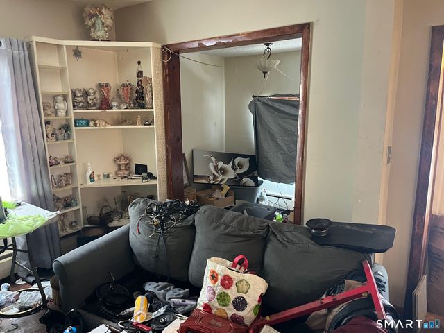 14 North Street, Meriden, CT 06451