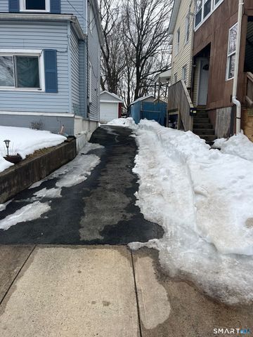 14 North Street, Meriden, CT 06451