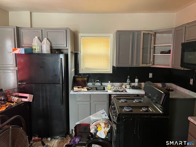 14 North Street, Meriden, CT 06451