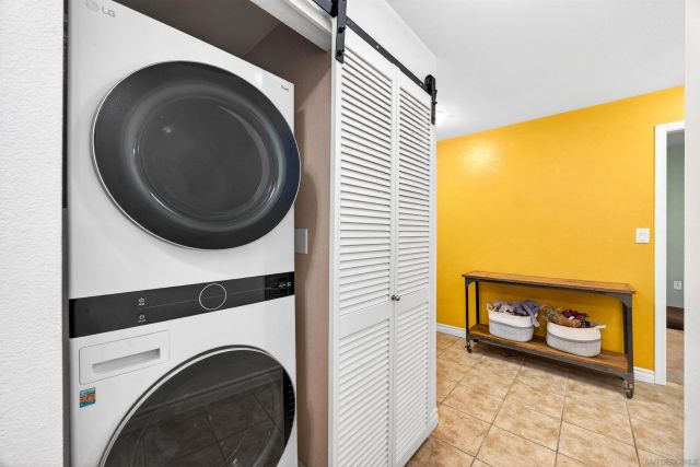 300 W Beech St 10, San Diego, CA 92101