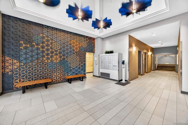 300 W Beech St 10, San Diego, CA 92101