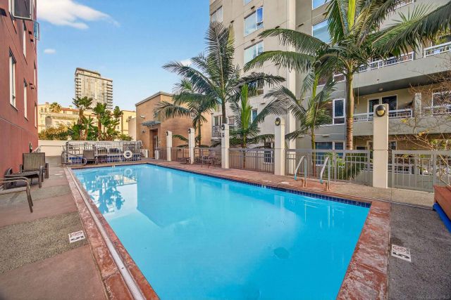 300 W Beech St 10, San Diego, CA 92101