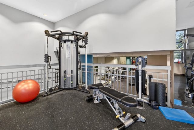 300 W Beech St 10, San Diego, CA 92101