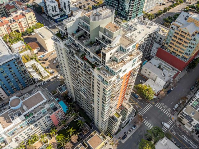 300 W Beech St 10, San Diego, CA 92101