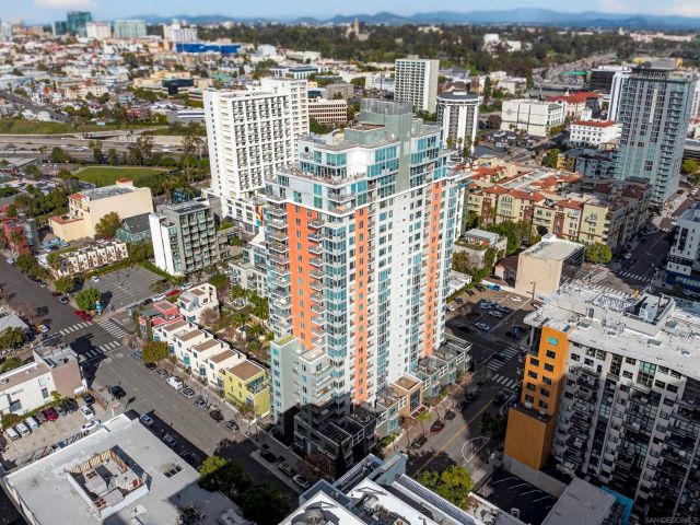 300 W Beech St 10, San Diego, CA 92101