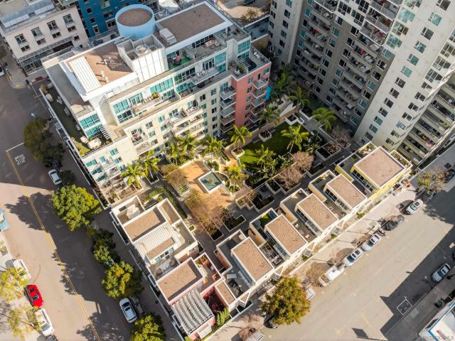 300 W Beech St 10, San Diego, CA 92101