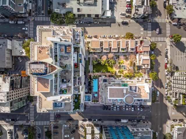 300 W Beech St 10, San Diego, CA 92101