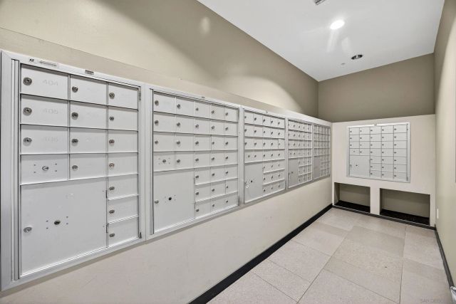 300 W Beech St 10, San Diego, CA 92101