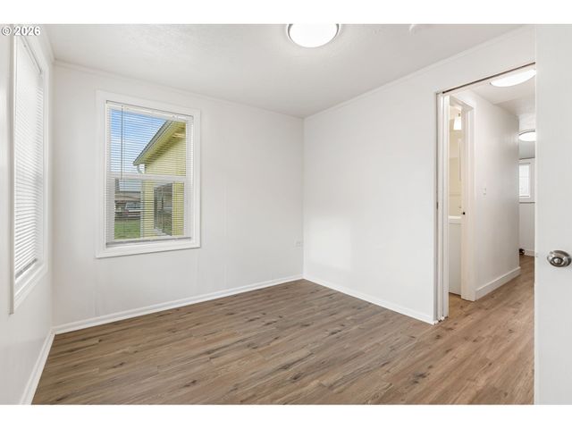 107 N 2ND St, Pe Ell, WA 98572