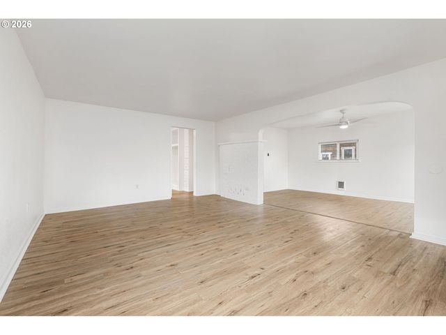 107 N 2ND St, Pe Ell, WA 98572