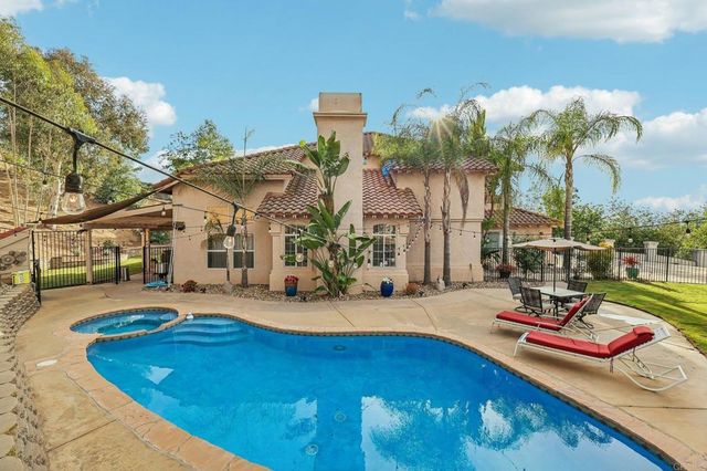 1482 Horsemill Road, El Cajon, CA 92021