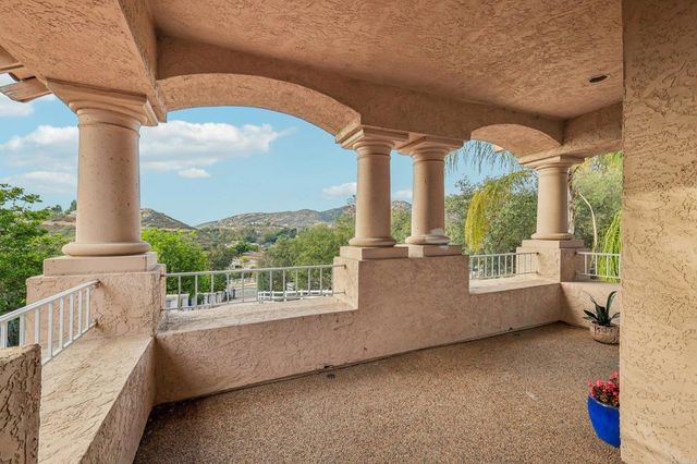 1482 Horsemill Road, El Cajon, CA 92021