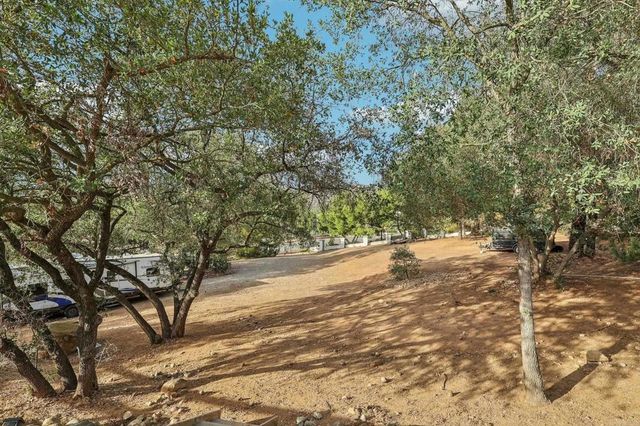 1482 Horsemill Road, El Cajon, CA 92021