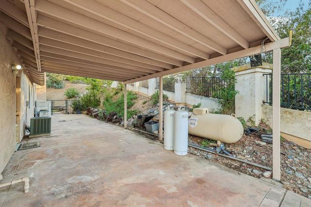 1482 Horsemill Road, El Cajon, CA 92021