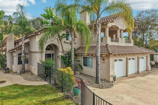 1482 Horsemill Road, El Cajon, CA 92021