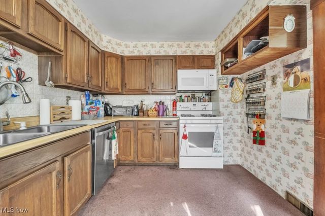 41827 Griswold Road, Elyria, OH 44035