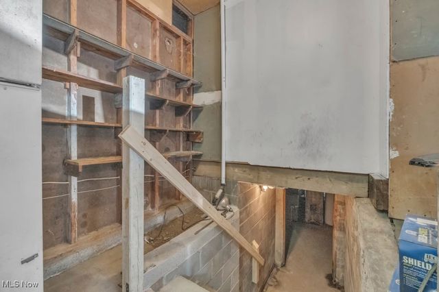 41827 Griswold Road, Elyria, OH 44035