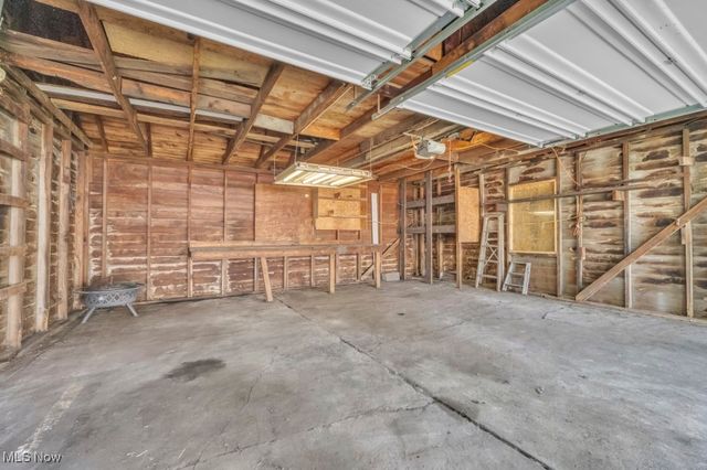 41827 Griswold Road, Elyria, OH 44035