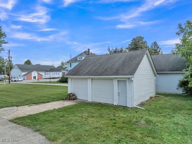 41827 Griswold Road, Elyria, OH 44035