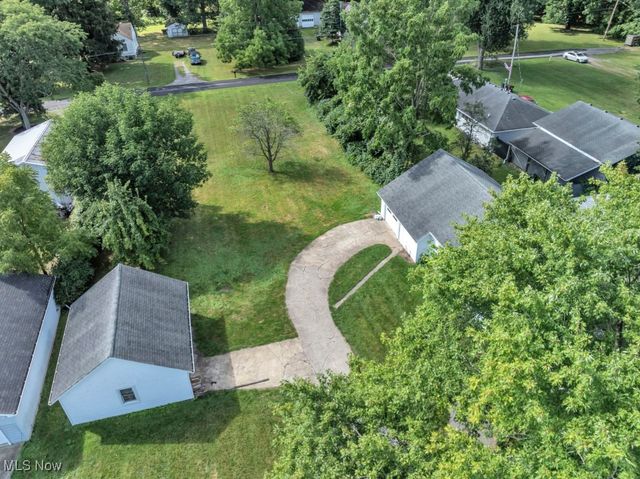 41827 Griswold Road, Elyria, OH 44035