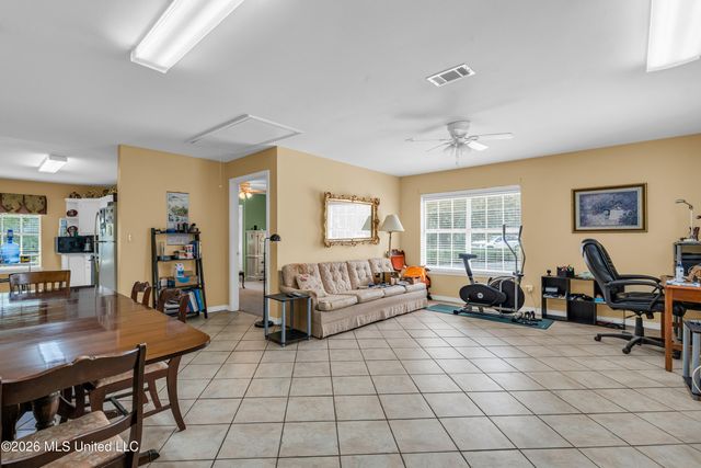 39 Oak Allee Drive, Picayune, MS 39466