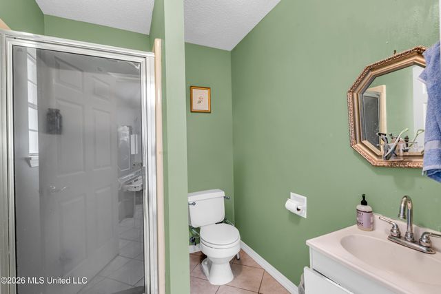 39 Oak Allee Drive, Picayune, MS 39466