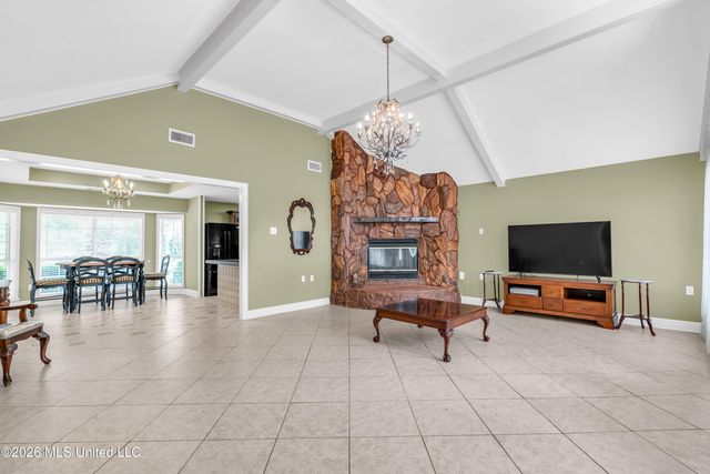 39 Oak Allee Drive, Picayune, MS 39466