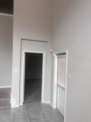 8010 Farthing Lane, Rosharon, TX 77583