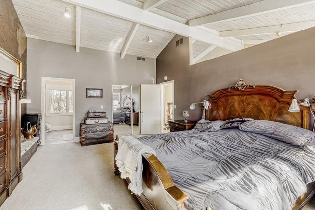 2081 Meeting Street, Wayzata, MN 55391