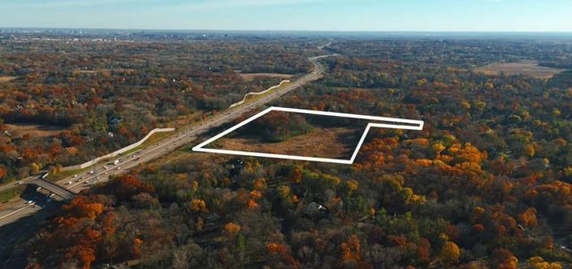 2081 Meeting Street, Wayzata, MN 55391