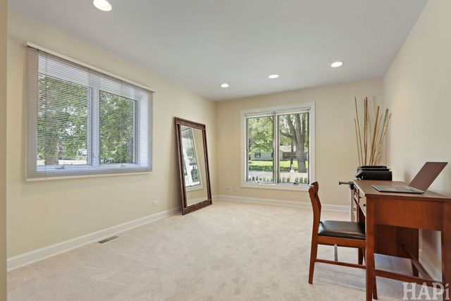 225 Spruce Road, Northbrook, IL 60062