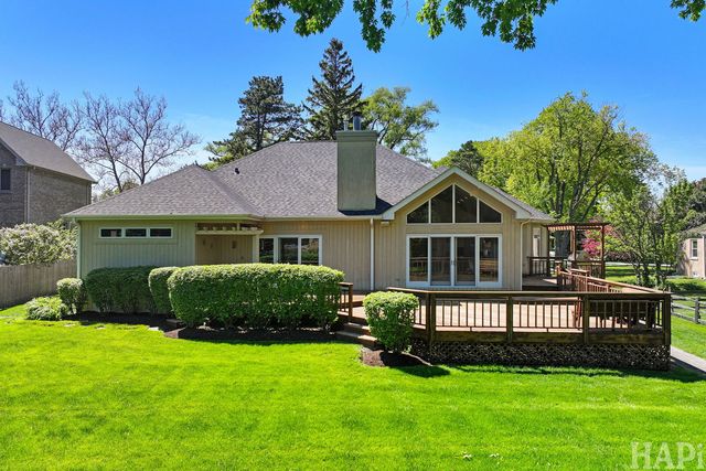 225 Spruce Road, Northbrook, IL 60062
