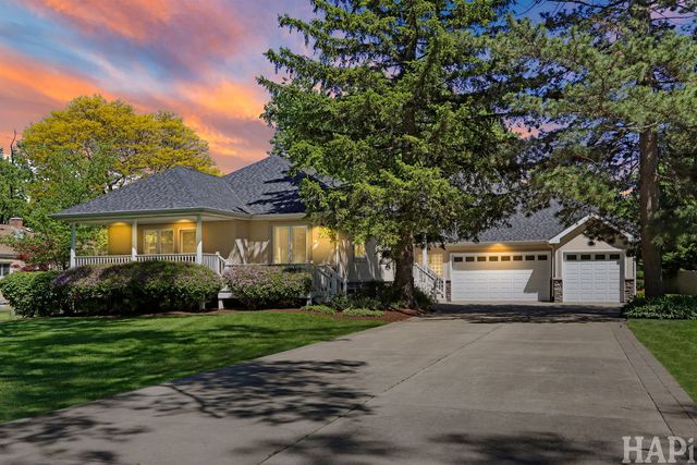225 Spruce Road, Northbrook, IL 60062