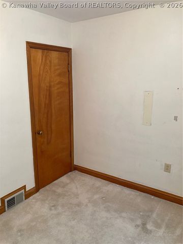 874 Sherwood Road, Charleston, WV 25314