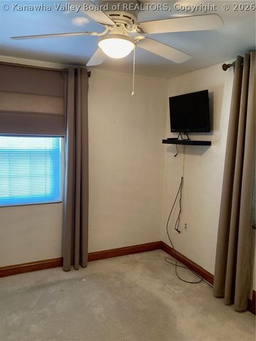 874 Sherwood Road, Charleston, WV 25314