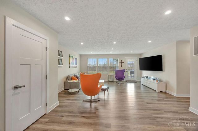 1278 Cavanaugh Lane, Harrison, OH 45030