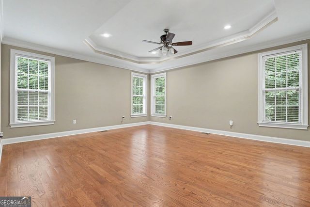 760 Links View Drive, Sugar Hill, GA 30518