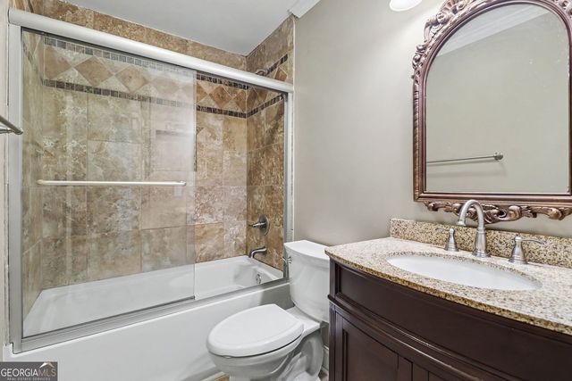 760 Links View Drive, Sugar Hill, GA 30518