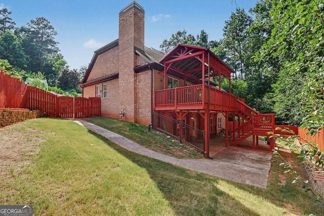 760 Links View Drive, Sugar Hill, GA 30518