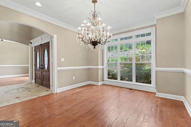 760 Links View Drive, Sugar Hill, GA 30518