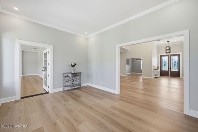 117 E Dowry Creek, Belhaven, NC 27810