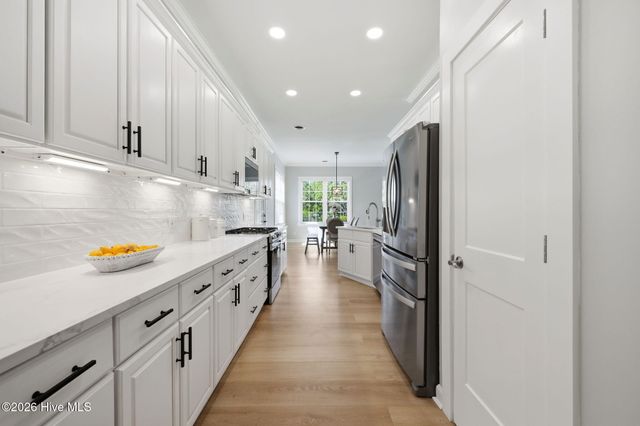 117 E Dowry Creek, Belhaven, NC 27810
